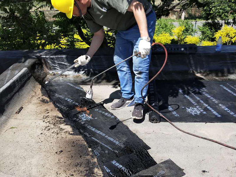 赤峰屋頂防水補漏施工,赤峰屋頂防水補